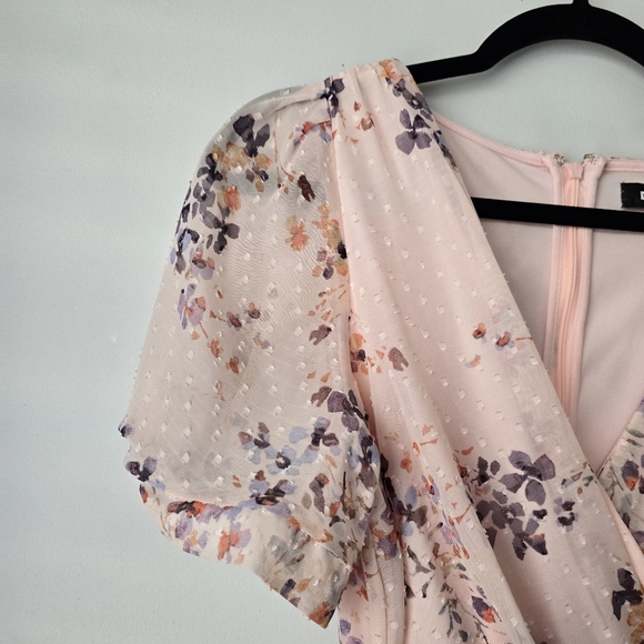 DKNY Pink Floral Wrap Dress 8 - Picture 8 of 15